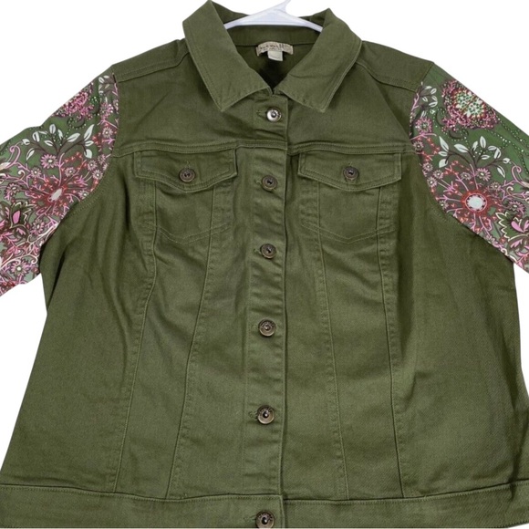 NWT One World Live & Let Live Womens Jacket Size XL Green Multicolor Sleeves - Picture 8 of 8